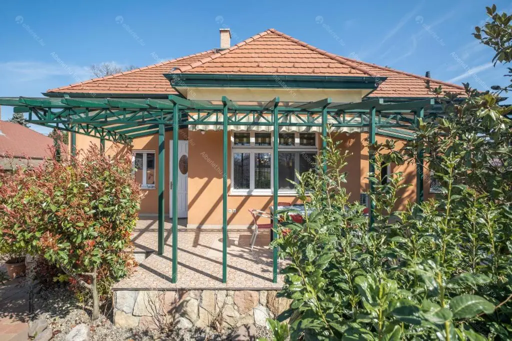 Kiadó albérlet 780000 Ft/hó áron: Budapest, XVIII. kerület  Székelyudvarhely utca. Mérete: 147 nm, 5 szobás | Alberlet.hu - 6672808