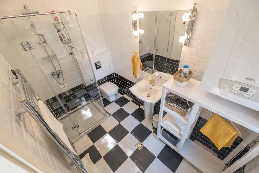 Kiadó albérlet 780000 Ft/hó áron: Budapest, XVIII. kerület  Székelyudvarhely utca. Mérete: 147 nm, 5 szobás | Alberlet.hu - 6672813