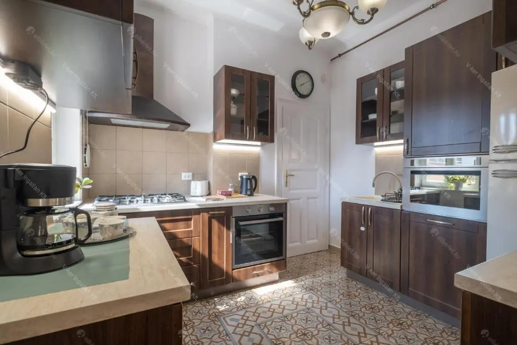 Kiadó albérlet 780000 Ft/hó áron: Budapest, XVIII. kerület  Székelyudvarhely utca. Mérete: 150 nm, 5 szobás | Alberlet.hu - 6662156