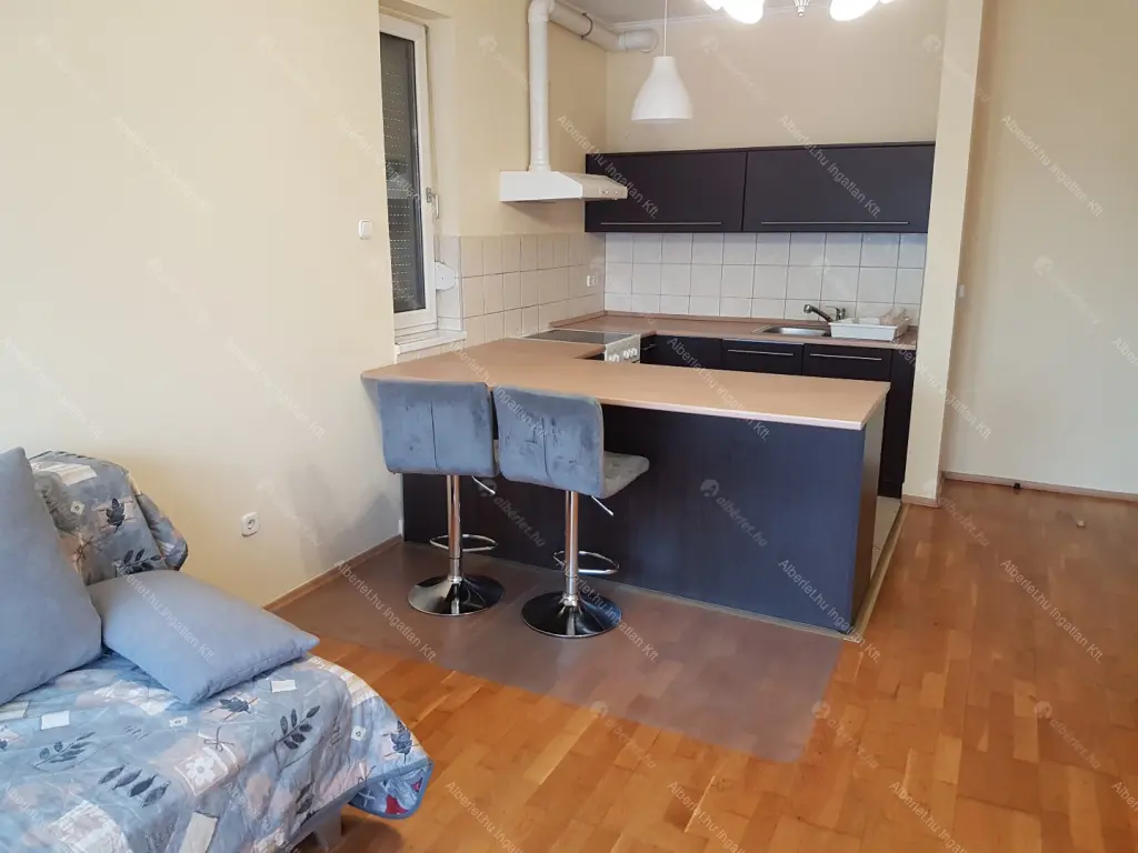 Kiadó albérlet 240000 Ft/hó áron: Budapest, XVIII. kerület  Szent Lőrinc sétány. Mérete: 49 nm, 2 szobás | Alberlet.hu - 6697580