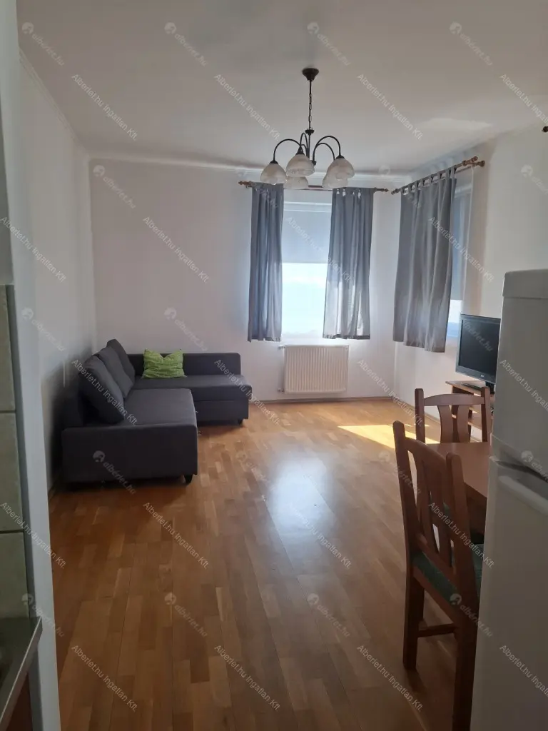 Kiadó albérlet 230000 Ft/hó áron: Budapest, XVIII. kerület  Szent Lőrinc sétány. Mérete: 51 nm, 2 szobás | Alberlet.hu - 6705363