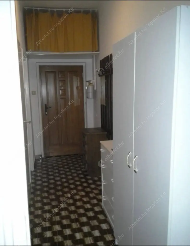 Kiadó albérlet 190000 Ft/hó áron: Budapest, XVIII. kerület  Thököly utca. Mérete: 40 nm, 1 szobás | Alberlet.hu - 6604840