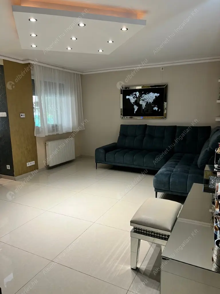 Kiadó albérlet 380000 Ft/hó áron: Budapest, XVIII. kerület  Üllői  út . Mérete: 80 nm, 3 szobás | Alberlet.hu - 6585646