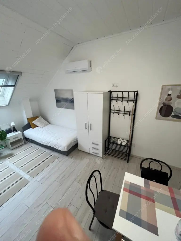 Kiadó albérlet 210000 Ft/hó áron: Budapest, XVIII. kerület  Üllői út. Mérete: 25 nm, 1 szobás | Alberlet.hu - 6517883