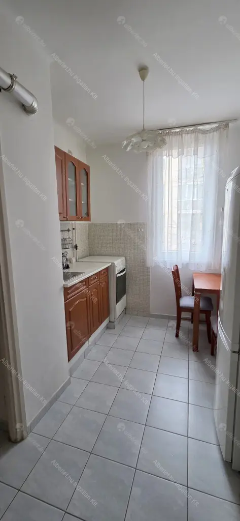 Kiadó albérlet 190000 Ft/hó áron: Budapest, XVIII. kerület  Vikár Béla utca. Mérete: 47 nm, 1 szobás | Alberlet.hu - 6677205