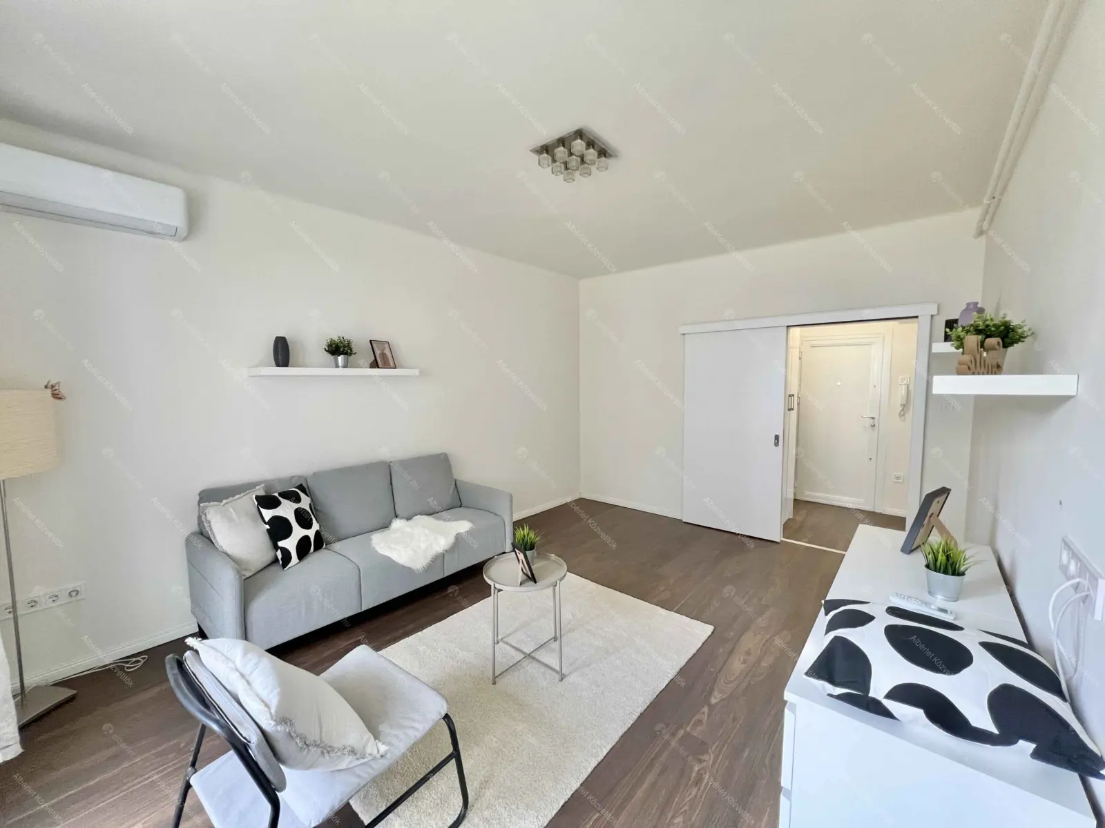 Kiadó albérlet 215000 Ft/hó áron: Budapest, XVIII. kerület  Vikár Béla utca. Mérete: 52 nm, 2 szobás | Alberlet.hu - 6678914