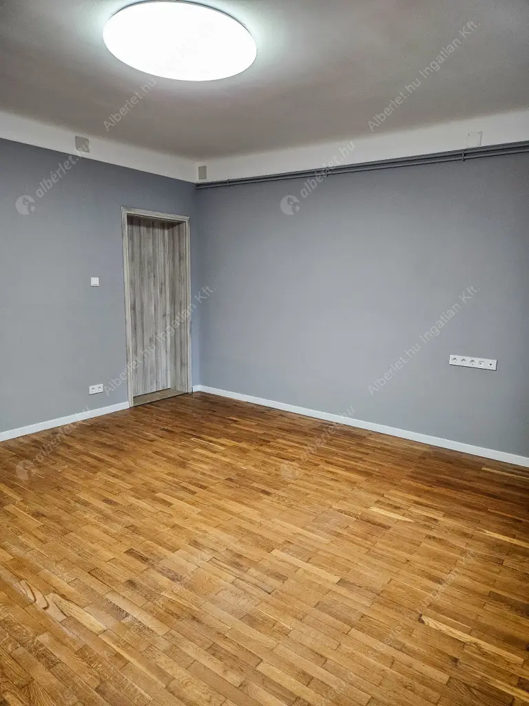 Kiadó albérlet 260000 Ft/hó áron: Budapest, XVIII. kerület  Zsolt utca. Mérete: 50 nm, 1 szobás | Alberlet.hu - 6628438