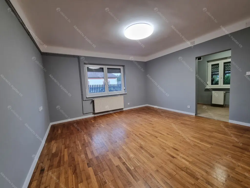 Kiadó albérlet 260000 Ft/hó áron: Budapest, XVIII. kerület  Zsolt utca. Mérete: 50 nm, 1 szobás | Alberlet.hu - 6682737