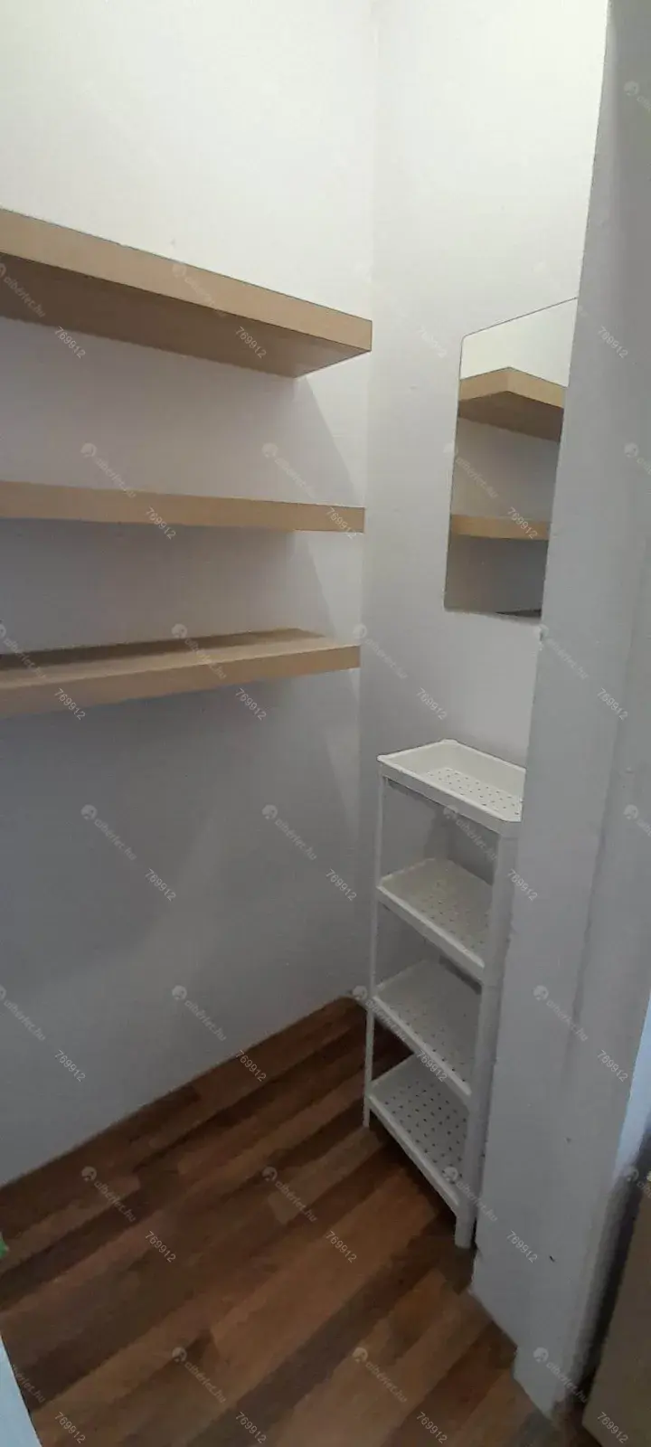 Kiadó albérlet 90000 Ft/hó áron: Budapest, XX. kerület  Bessenyei utca. Mérete: 12 nm, 1 szobás | Alberlet.hu - 6670742