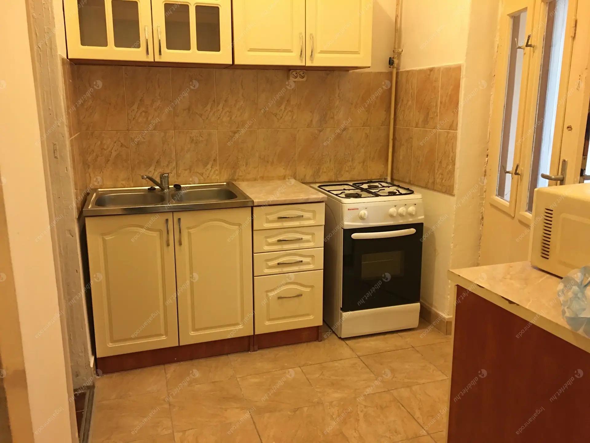 Kiadó albérlet 150000 Ft/hó áron: Budapest, XX. kerület  Nagysándor József utca. Mérete: 36 nm, 1 szobás | Alberlet.hu - 6099401