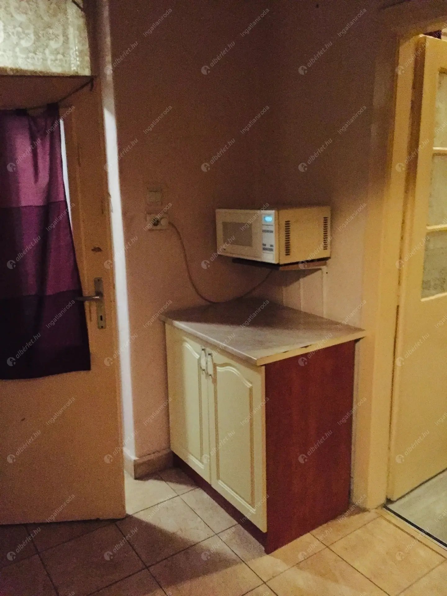 Kiadó albérlet 150000 Ft/hó áron: Budapest, XX. kerület  Nagysándor József utca. Mérete: 36 nm, 1 szobás | Alberlet.hu - 6099407