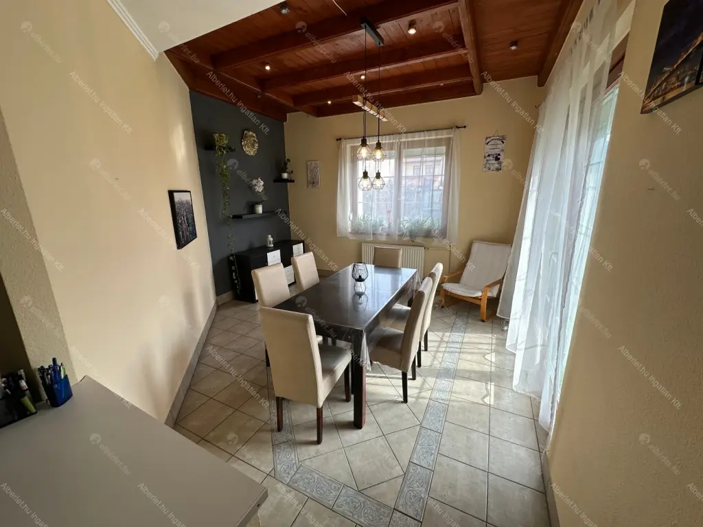 Kiadó albérlet 595000 Ft/hó áron: Budapest, XX. kerület  Üveges utca. Mérete: 140 nm, 3 szobás | Alberlet.hu - 6692167