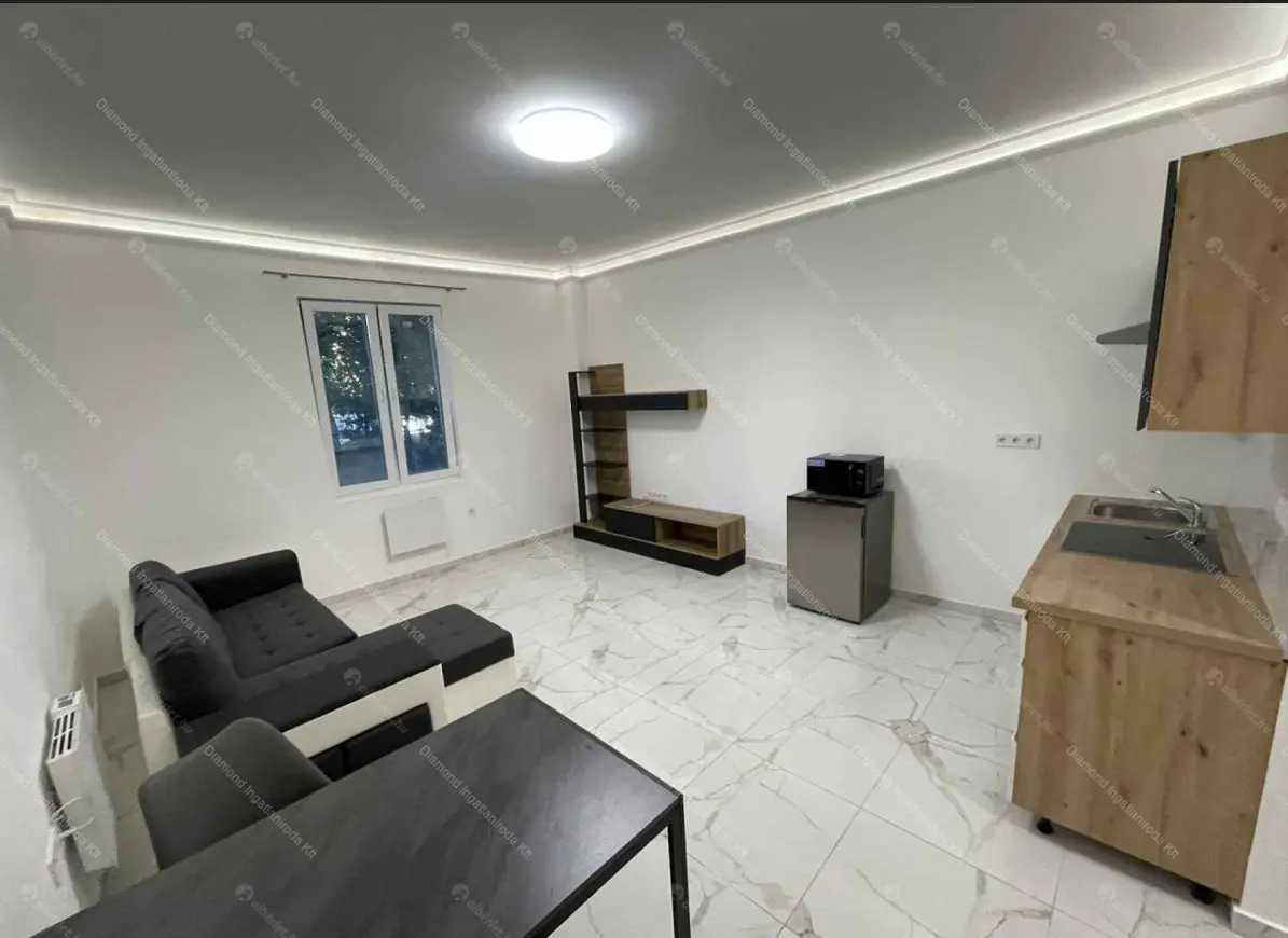 Kiadó albérlet 220000 Ft/hó áron: Budapest, XX. kerület  Vízisport utca. Mérete: 30 nm, 1 szobás | Alberlet.hu - 6662301