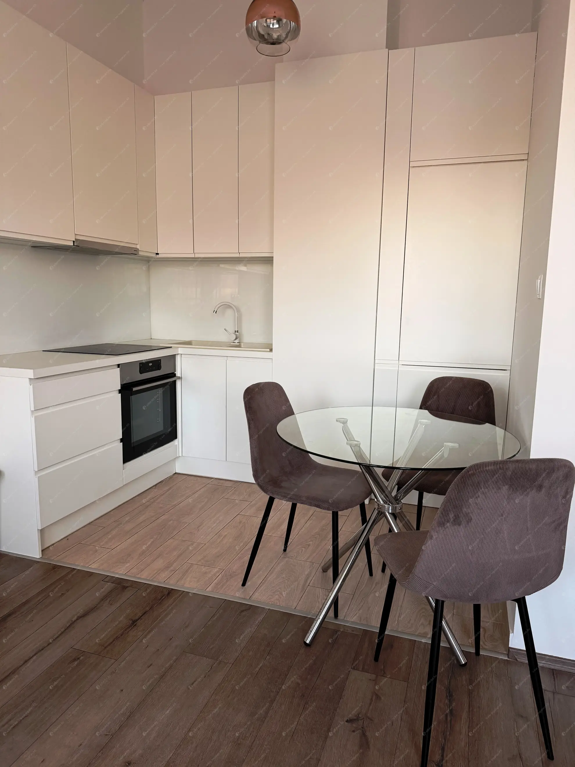 Kiadó albérlet 250000 Ft/hó áron: Budapest, XX. kerület  Vízisport utca. Mérete: 40 nm, 2 szobás | Alberlet.hu - 6634282