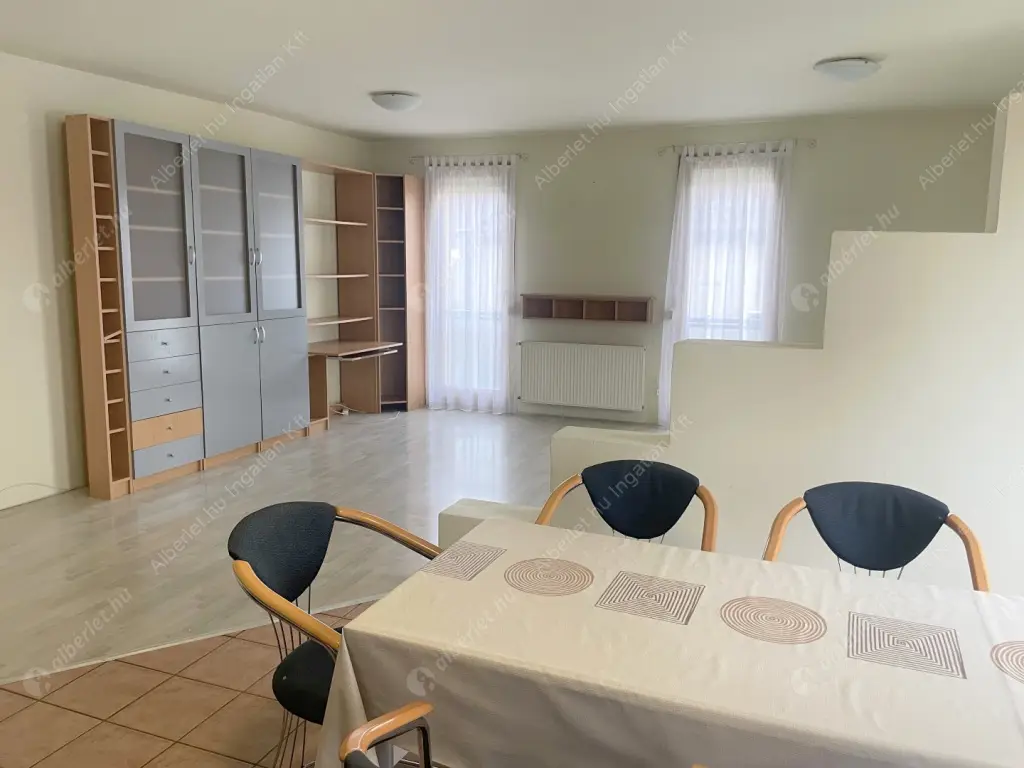 Kiadó albérlet 265000 Ft/hó áron: Budapest, XX. kerület  Vörösmarty utca. Mérete: 85 nm, 3 szobás | Alberlet.hu - 6592424