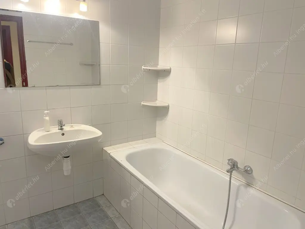 Kiadó albérlet 265000 Ft/hó áron: Budapest, XX. kerület  Vörösmarty utca. Mérete: 85 nm, 3 szobás | Alberlet.hu - 6616281
