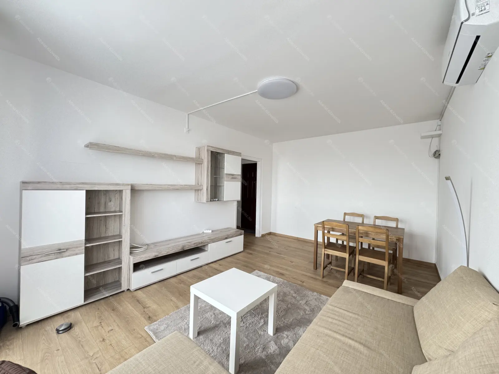 Kiadó albérlet 190000 Ft/hó áron: Budapest, XXI. kerület  Ady Endre út. Mérete: 35 nm, 1 szobás | Alberlet.hu - 6703954