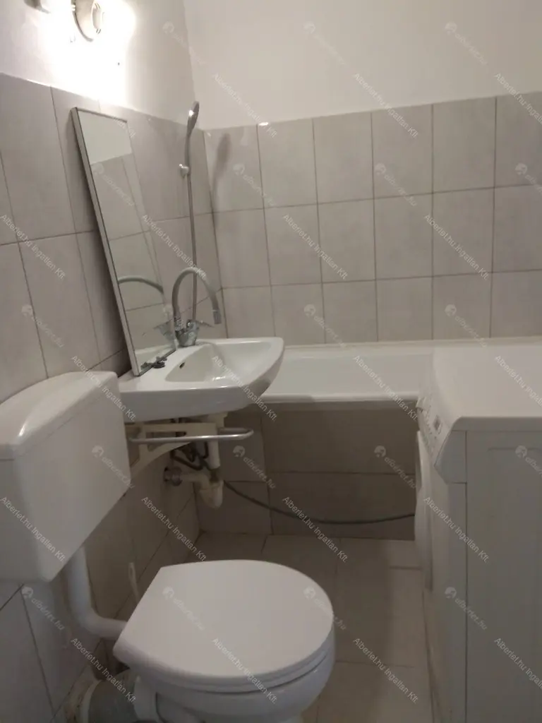 Kiadó albérlet 200000 Ft/hó áron: Budapest, XXI. kerület  Ady Endre út. Mérete: 46 nm, 1 szobás | Alberlet.hu - 6672024