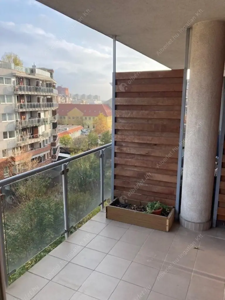 Kiadó albérlet 225000 Ft/hó áron: Budapest, XXI. kerület  II. Rákóczi Ferenc út. Mérete: 50 nm, 2 szobás | Alberlet.hu - 6590321