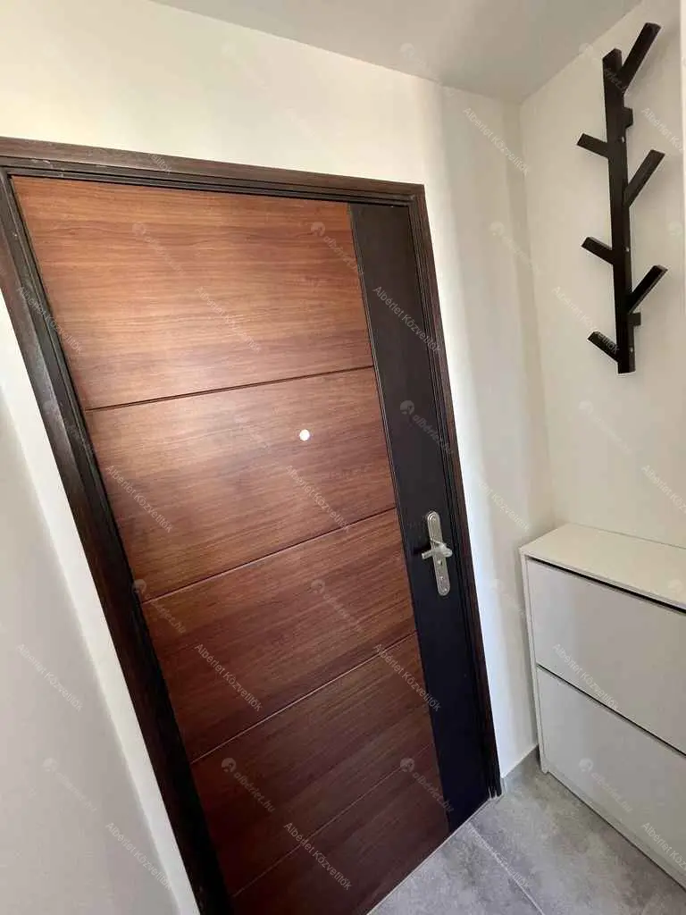 Kiadó albérlet 140000 Ft/hó áron: Budapest, XXI. kerület  Kossuth Lajos utca. Mérete: 25 nm, 1 szobás | Alberlet.hu - 5505042