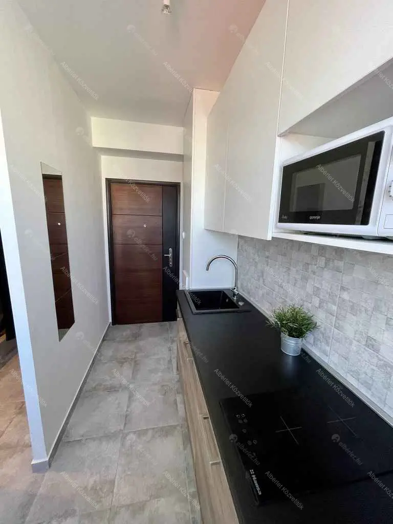 Kiadó albérlet 140000 Ft/hó áron: Budapest, XXI. kerület  Kossuth Lajos utca. Mérete: 25 nm, 1 szobás | Alberlet.hu - 5505043