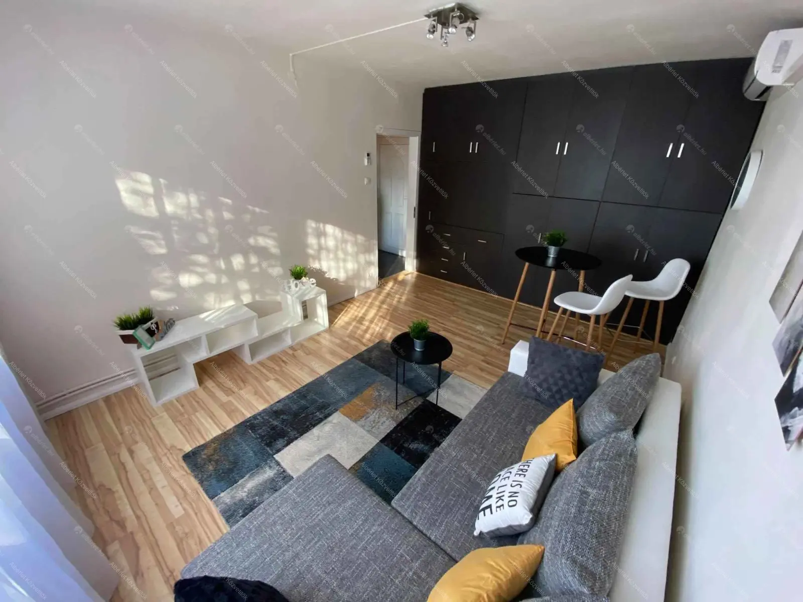 Kiadó albérlet 180000 Ft/hó áron: Budapest, XXI. kerület  Kossuth Lajos utca. Mérete: 34 nm, 1 szobás | Alberlet.hu - 6703194