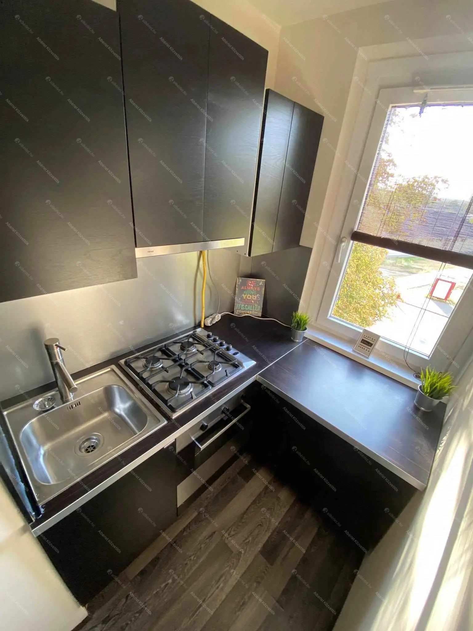 Kiadó albérlet 180000 Ft/hó áron: Budapest, XXI. kerület  Kossuth Lajos utca. Mérete: 34 nm, 1 szobás | Alberlet.hu - 6703195