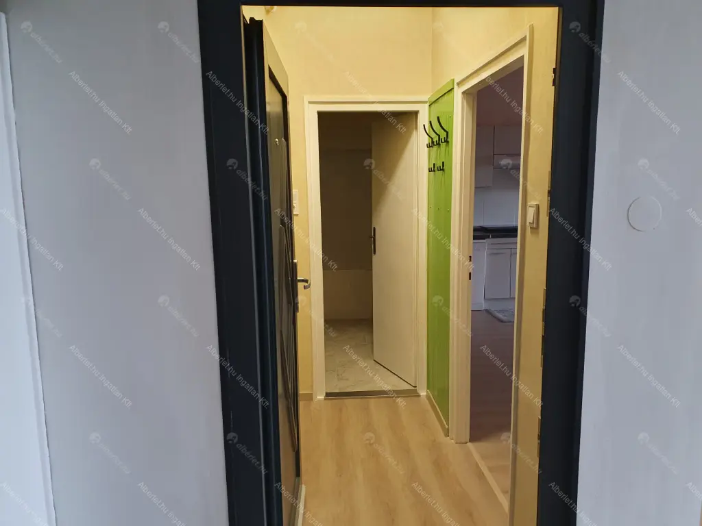 Kiadó albérlet 180000 Ft/hó áron: Budapest, XXI. kerület  Kossuth Lajos utca. Mérete: 36 nm, 1 szobás | Alberlet.hu - 6654267