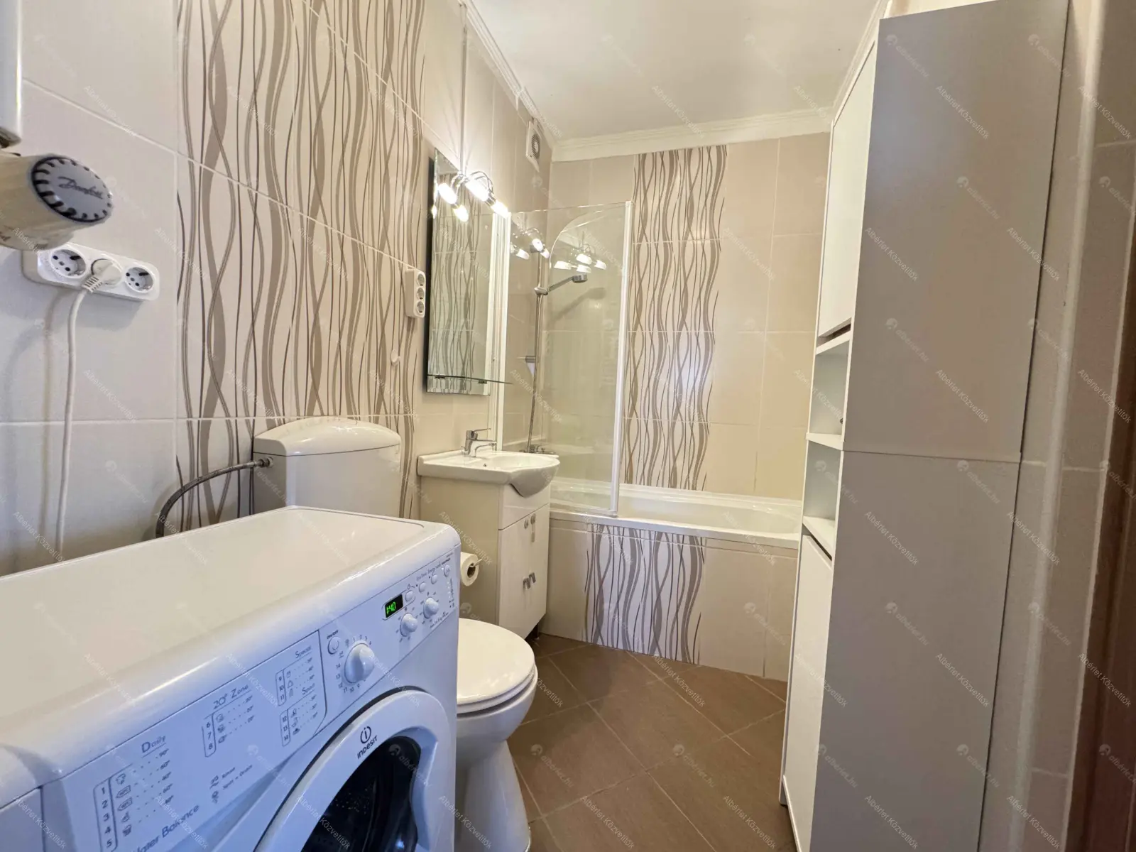 Kiadó albérlet 190000 Ft/hó áron: Budapest, XXI. kerület  Kossuth Lajos utca. Mérete: 46 nm, 1 szobás | Alberlet.hu - 6684094