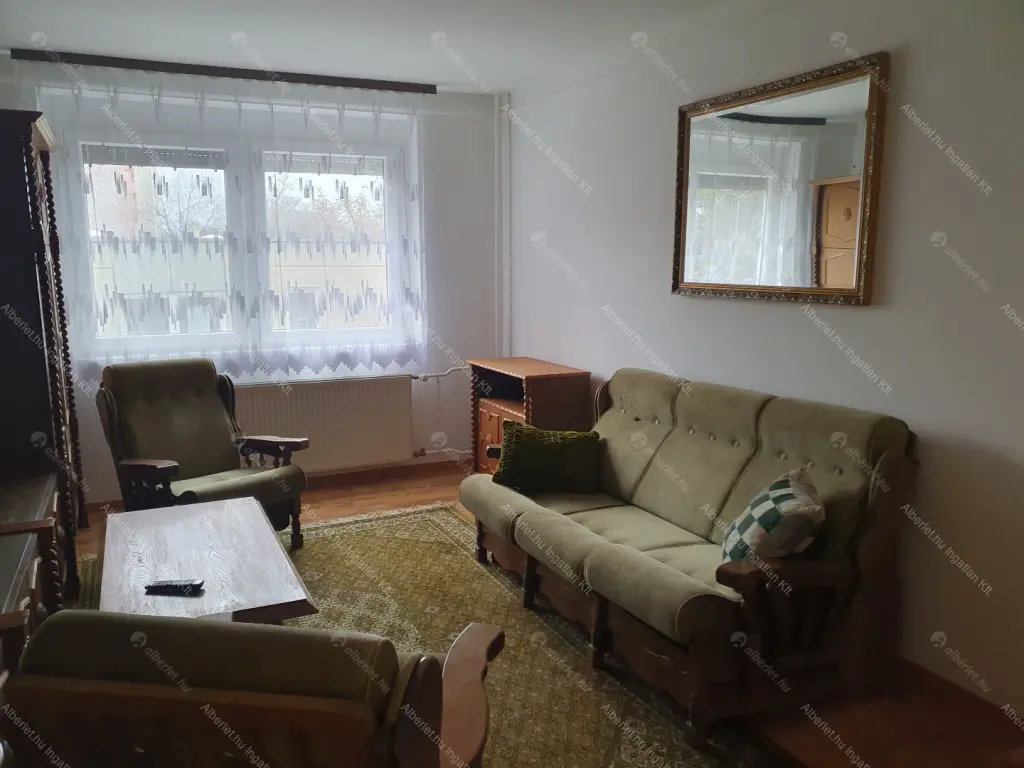 Kiadó albérlet 320000 Ft/hó áron: Budapest, XXI. kerület  Kossuth Lajos utca. Mérete: 75 nm, 3 szobás | Alberlet.hu - 6657086