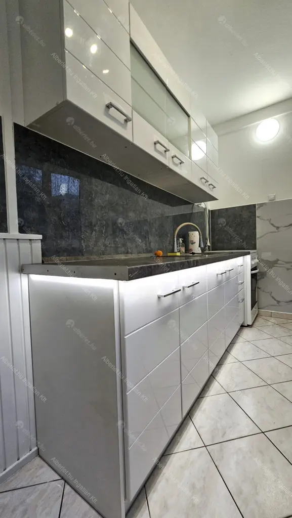 Kiadó albérlet 200000 Ft/hó áron: Budapest, XXI. kerület  Krizantém utca . Mérete: 55 nm, 2 szobás | Alberlet.hu - 6692362