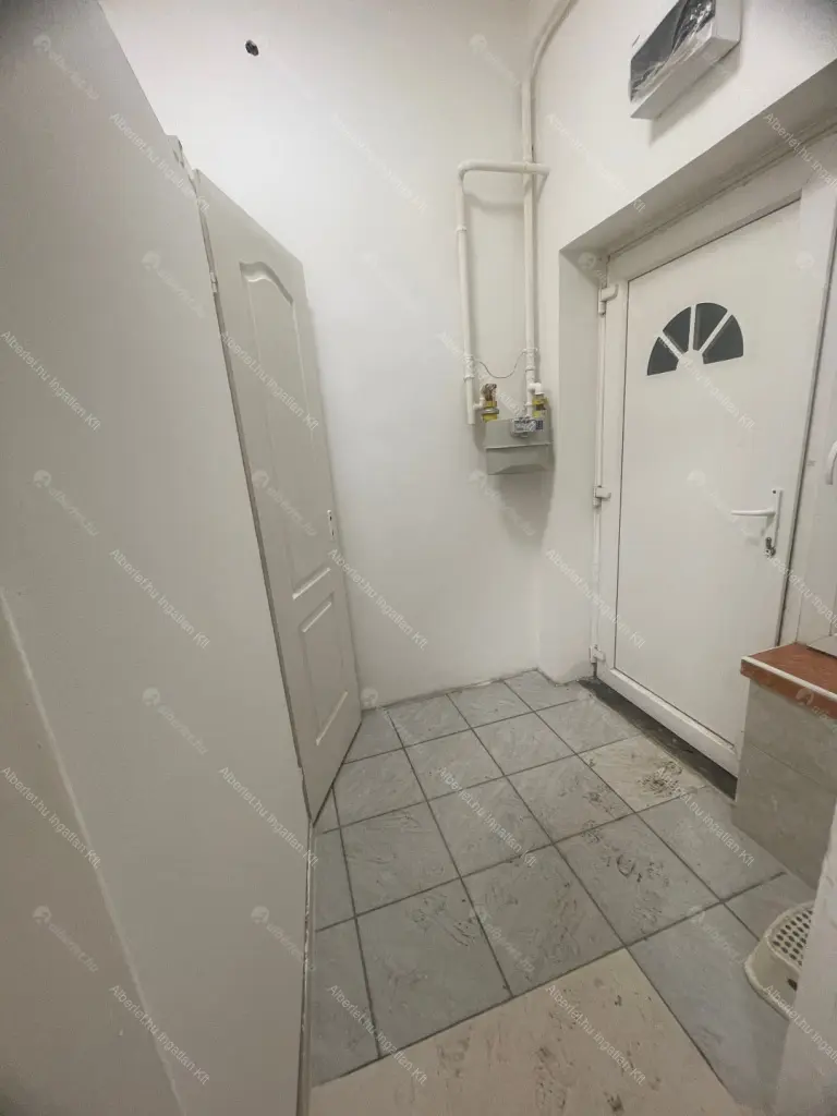 Kiadó albérlet 180000 Ft/hó áron: Budapest, XXI. kerület  Posztógyár köz . Mérete: 42 nm, 1 szobás | Alberlet.hu - 6643312