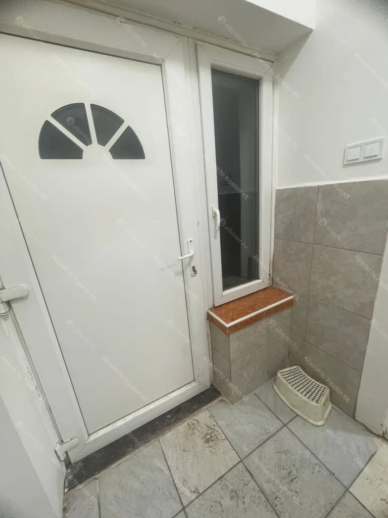 Kiadó albérlet 180000 Ft/hó áron: Budapest, XXI. kerület  Posztógyár köz. Mérete: 42 nm, 1 szobás | Alberlet.hu - 6651567