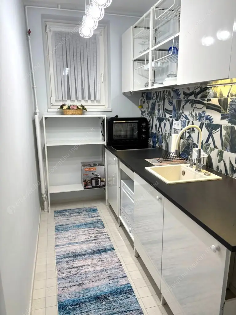 Kiadó albérlet 280000 Ft/hó áron: Budapest, XXI. kerület  Rákóczi Ferenc (II.) út. Mérete: 56 nm, 3 szobás | Alberlet.hu - 6589793