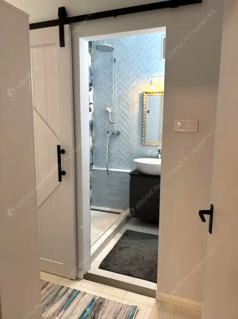 Kiadó albérlet 280000 Ft/hó áron: Budapest, XXI. kerület  Rákóczi Ferenc (II.) út. Mérete: 56 nm, 3 szobás | Alberlet.hu - 6589798