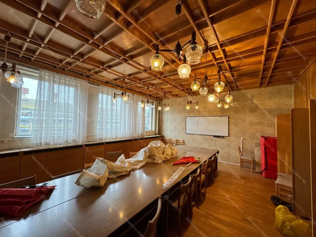 Kiadó albérlet 6500000 Ft/hó áron: Budapest, XXI. kerület  Rézmű utca. Mérete: 4000 nm, 20 szobás | Alberlet.hu - 6140007