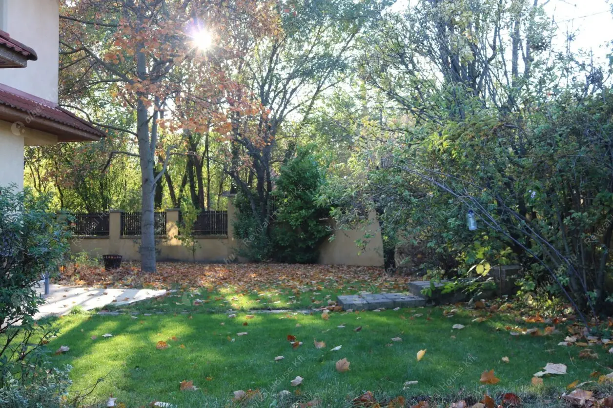 Kiadó albérlet 790000 Ft/hó áron: Budapest, XXII. kerület  Csiperke utca. Mérete: 182 nm, 7 szobás | Alberlet.hu - 6595169