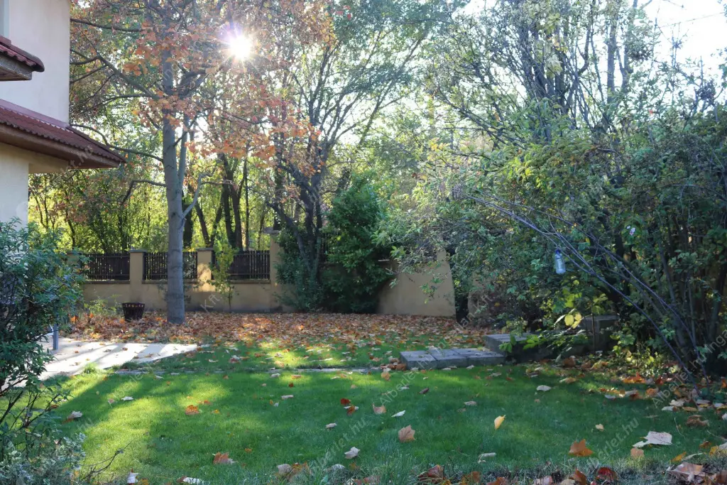 Kiadó albérlet 790000 Ft/hó áron: Budapest, XXII. kerület  Csiperke utca. Mérete: 182 nm, 7 szobás | Alberlet.hu - 6597631