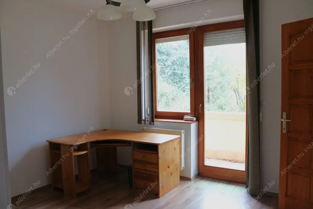 Kiadó albérlet 790000 Ft/hó áron: Budapest, XXII. kerület  Csiperke utca. Mérete: 182 nm, 7 szobás | Alberlet.hu - 6597641