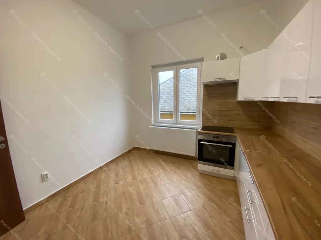 Kiadó albérlet 450000 Ft/hó áron: Budapest, XXII. kerület  Gádor utca. Mérete: 110 nm, 5 szobás | Alberlet.hu - 6650415