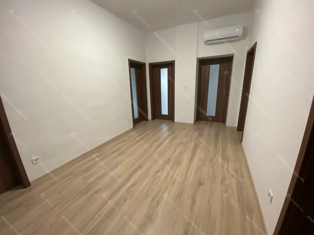 Kiadó albérlet 450000 Ft/hó áron: Budapest, XXII. kerület  Gádor utca. Mérete: 110 nm, 5 szobás | Alberlet.hu - 6650428