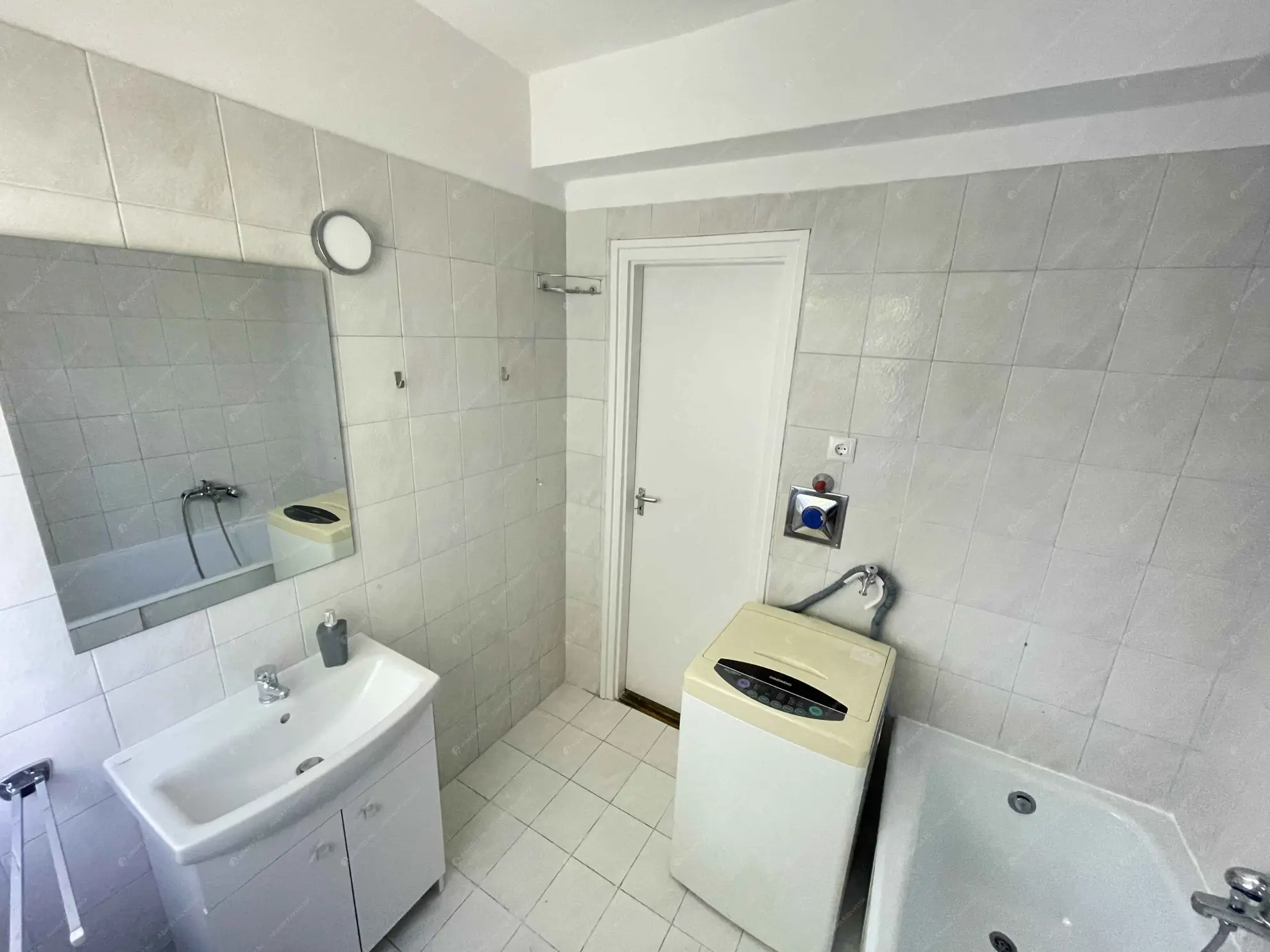 Kiadó albérlet 175000 Ft/hó áron: Budapest, XXII. kerület  Gerinc utca. Mérete: 45 nm, 1 szobás | Alberlet.hu - 6570572