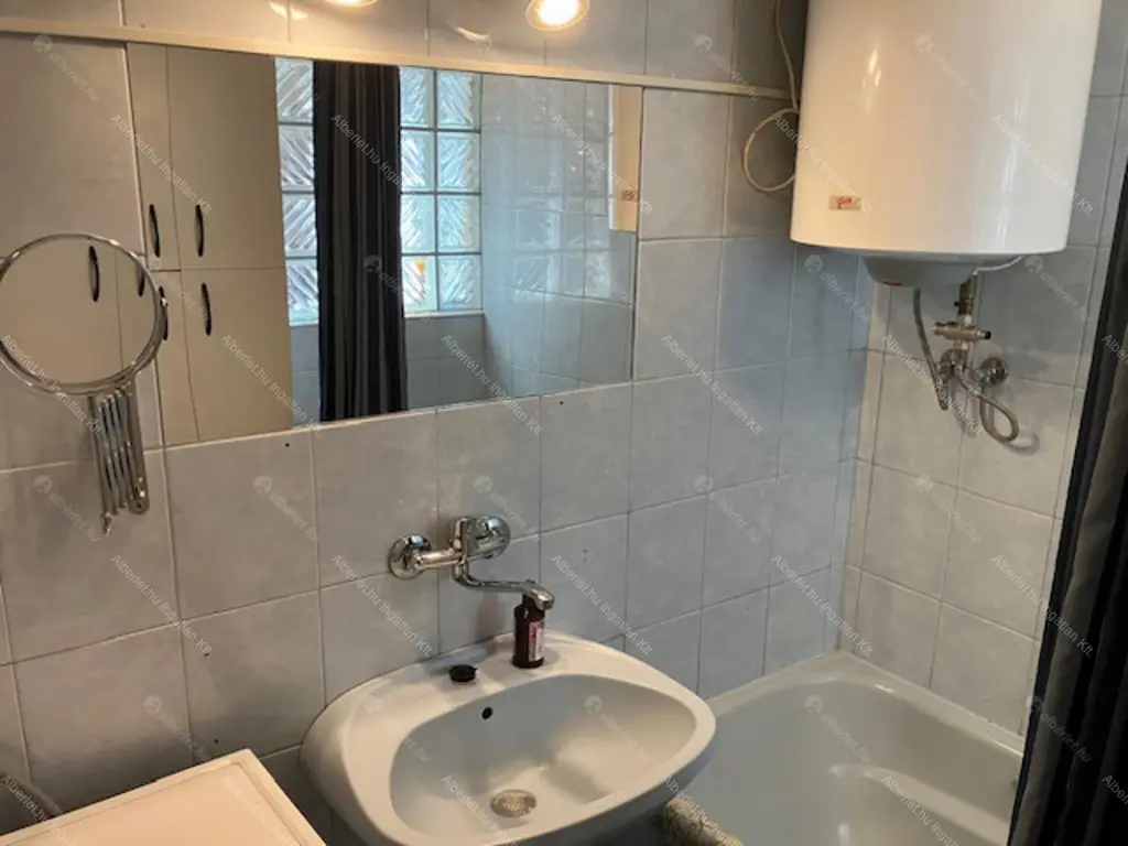 Kiadó albérlet 200000 Ft/hó áron: Budapest, XXII. kerület  Játék utca. Mérete: 34 nm, 1 szobás | Alberlet.hu - 6674006