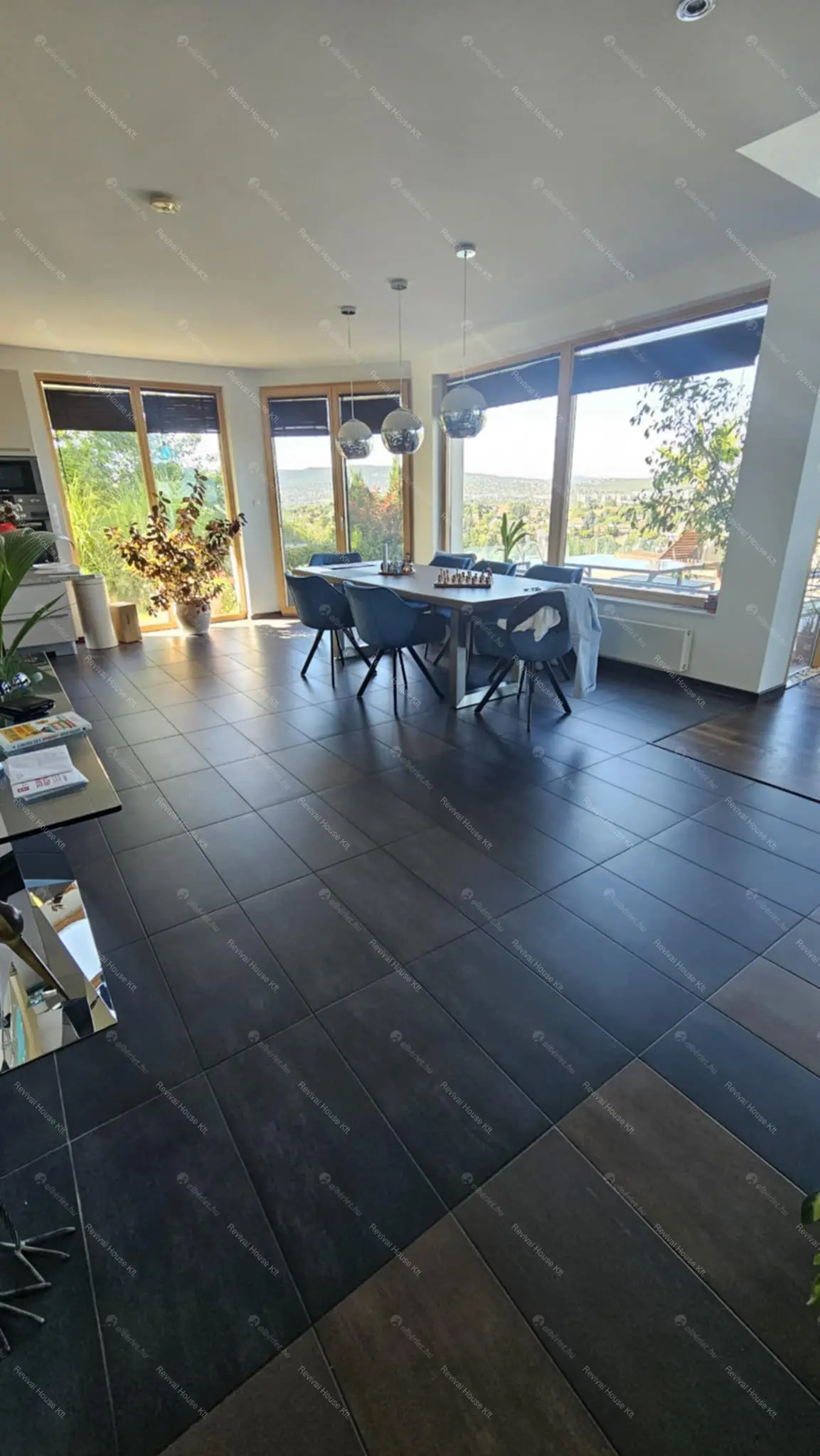 Kiadó albérlet 2290000 Ft/hó áron: Budapest, XXII. kerület  Jogar utca. Mérete: 400 nm, 6 szobás | Alberlet.hu - 6657463