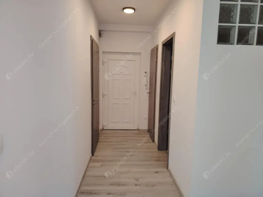 Kiadó albérlet 450000 Ft/hó áron: Budapest, XXII. kerület  Kis Kőbánya utca. Mérete: 120 nm, 4 szobás | Alberlet.hu - 6529839