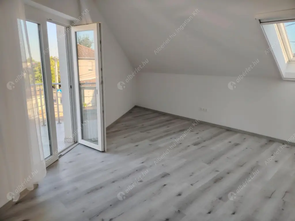 Kiadó albérlet 450000 Ft/hó áron: Budapest, XXII. kerület  Kis Kőbánya utca. Mérete: 120 nm, 4 szobás | Alberlet.hu - 6529844
