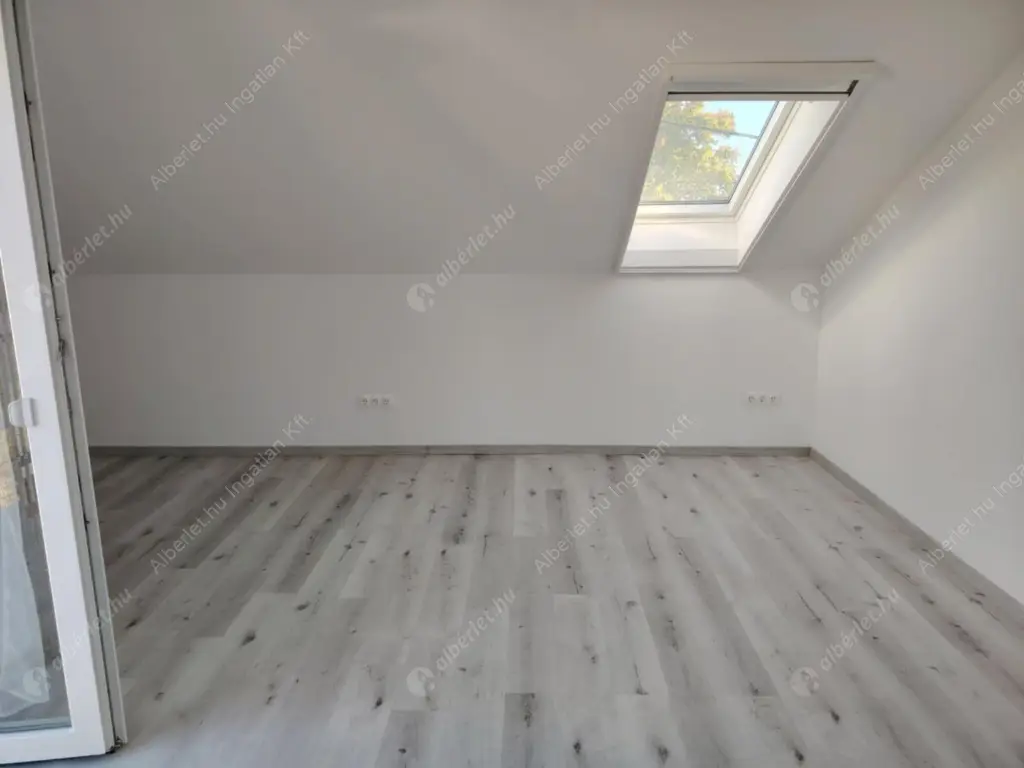Kiadó albérlet 450000 Ft/hó áron: Budapest, XXII. kerület  Kis Kőbánya utca. Mérete: 120 nm, 4 szobás | Alberlet.hu - 6529847