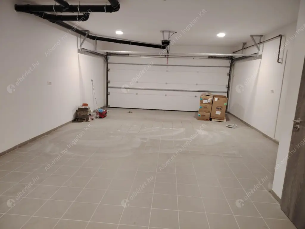 Kiadó albérlet 450000 Ft/hó áron: Budapest, XXII. kerület  Kis Kőbánya utca. Mérete: 120 nm, 4 szobás | Alberlet.hu - 6529853