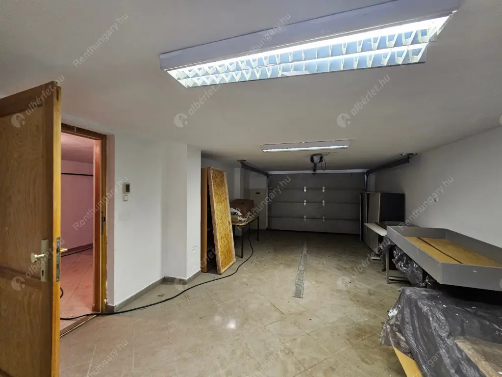 Kiadó albérlet 750000 Ft/hó áron: Budapest, XXII. kerület  Kistétény utca. Mérete: 210 nm, 6 szobás | Alberlet.hu - 6567250