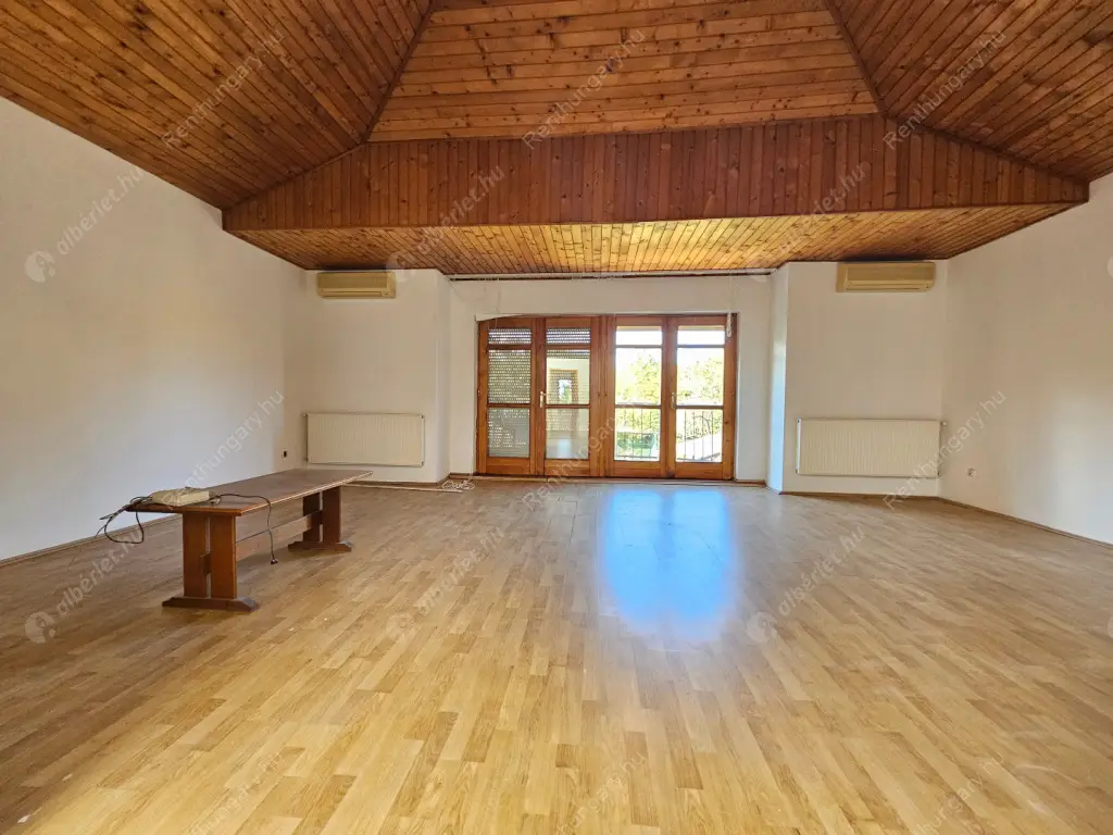 Kiadó albérlet 600000 Ft/hó áron: Budapest, XXII. kerület  Kistétény utca. Mérete: 210 nm, 6 szobás | Alberlet.hu - 6589907